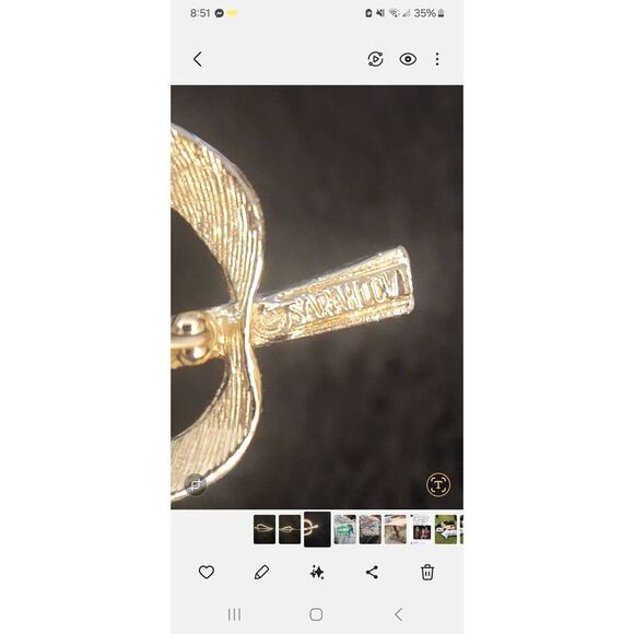 Sarah Coventry Signed Gold Tone Leaf Brooch - Picture 3 of 4